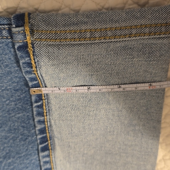 Old Navy Wide Leg Jeans - Picture 11 of 17